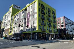 Domicile Suites at Marina Slu, Seattle