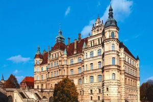 Ferienwohnung im Wasserturm, Güstrow Apartments, Gustrow