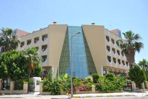 Rizzi Hotel, Camyuva