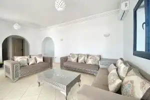 Dar Sonia - enjoy the peace and quiet with your family while being close to everything! Hotel, Midoun