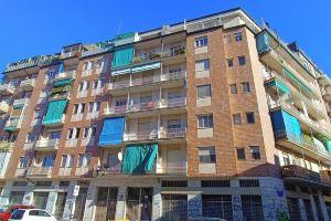 New picturesque and central penthouse, with a splendid view of the mountains, Torino