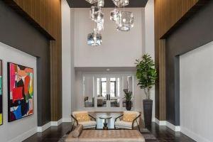 Lux Apartment, College Station