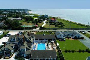 Beach Breeze Inn, Falmouth