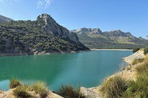 Beautiful fully equipped open plan ground floor apartment , 3 min walk to beach, Port de Pollenca