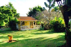 Bungalow with One Bedroom in, with Private Pool, Enclosed Garden and Wifi Near the Beach, Calodyne