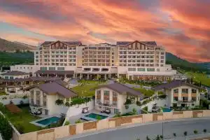 Hotels with heated pool Hotels with heated pool