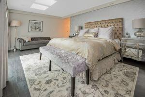 Rosellen Suites at Stanley Park, Vancouver