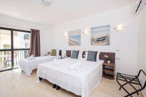 Islet Seaview 1 Bedroom Apartment With 2 Balconies, Qawra