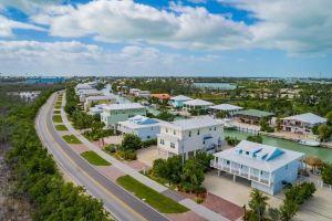 5% Off Any Booking Through Jan 31, 2026! Canal Front/Private Pool/Hot Tub/Dock! Hotel, Marathon