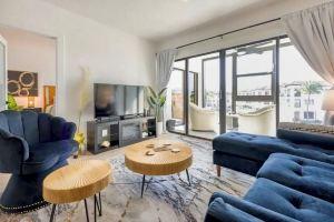 Naples Solwaterfront condonewly remodeled Apartments, Naples