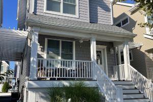Mermaid Place is only 5 min walk to the beach. Hotel, Seaside Heights