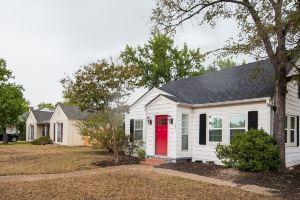 The SASSY Studio~two blocks from Texas A&M Campus!, College Station