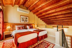 Almond Holiday Village, Karavas