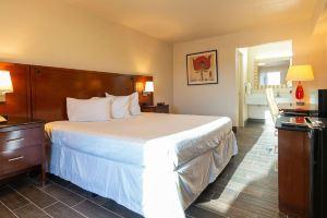 Magnuson Extended Stay and Suites Airport Hotel, Irving
