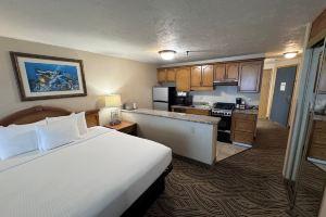 Promenade Inn & Suites Oceanfront, Seaside