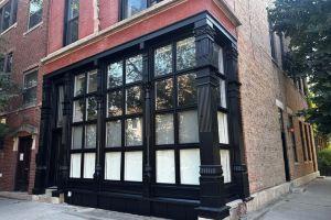 Lincoln Park Light Filled Loft Apartments, Chicago
