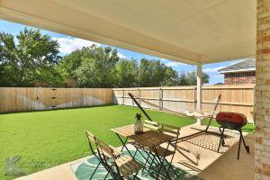 King Bed - Country Modern Farmhouse - Sleeps 18 close to Dyess AFB, Abilene
