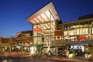 5min from Airport! Sleeps 16+! Great location. Close to everything⭐ Hotel, Seatac