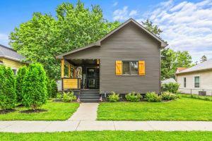 Large home centrally located; walk to Zoo, Sunken Gardens or Telegraph District. Apartments, Lincoln