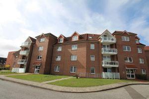 Beautiful, bright vacation apartment with swimming pool, Residence Kormoran15, Cuxhaven