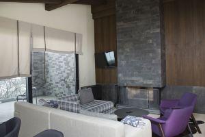 Marco Polo Sno. Luxury Villa in the Center of, Ski in Ski out, Gudauri