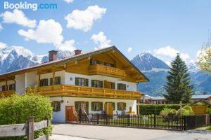 Ferienwohnung Grünstein Apartments, Schonau am Konigssee