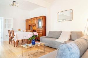 House in the center of, 5 minutes from the château and freeway, Versailles