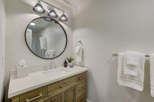 Brand New Boutique Stay -, Heavenly, Beach - South Lake Chalet #7, Stateline