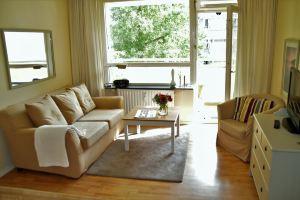 Sunny and quiet In the heart of Schöneberg / near Kudamm with a large balcony Hotel, Berlin