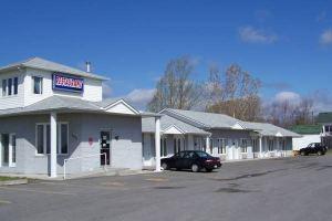 Auberge du Ruisseau Hotel, Ottawa