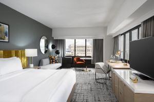 Voco Downtown - Riverwalk by IHG Hotel, Chicago