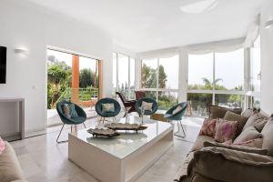 Villa with spectacular views in, 5 minutes from the beach, Malaga