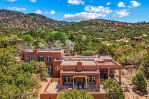 Enchantment - Stunning Views, Fantastic Outdoor Spaces, Four Fireplaces Hotel, Santa Fe
