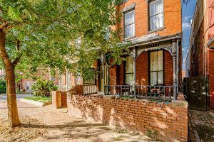 Cozy walkable downtown retreat, 3 minutes to VCU Apartments, Richmond
