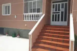 Kom Apartments 2 Bedroom Apartment, Torrevieja