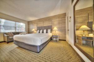 Club Lux Resort by the Beach, Boca Raton
