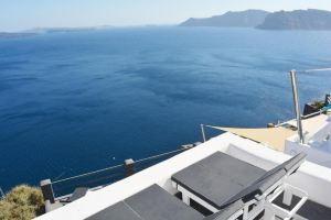 White Pearl Villas Secret Escape Villa with Private Pool with Sea & Caldera View, Oia