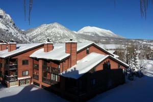 Sleeps 7- King Primary, Queen Loft, Full Size Bunk Beds + Twin, 2 Full Bathrooms, Frisco