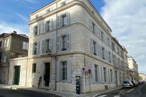 Appart'Hôtel - Villa CÔTÉ Plateau - Hyper Centre - 3 Étoiles Certifiées-, Angouleme