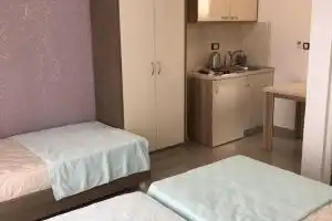 Apart house Family, Canj