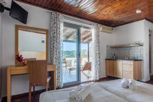 Argo Pension, Skiathos Town