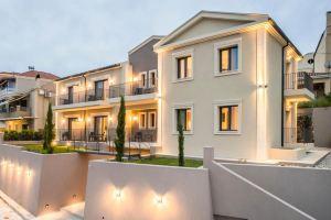 Anthemis Living Hotel, Lassi