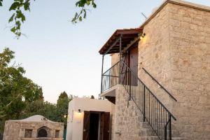 Droshia Traditional Homes, Coco-Mat Full Experience Apartments, Droushia