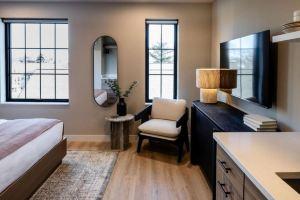 The Dylin Hotel, Madison