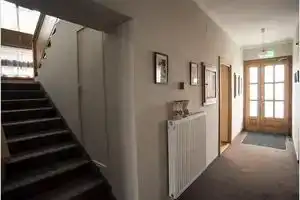 Szent Gellert Borhaz es Vendegfogado, Mako