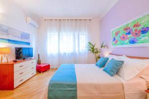 Modern apartment to relax in the city center, Bari