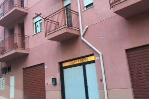 INDEPENDENT STRUCTURE Hotel, Lascari