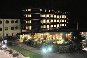 Hotel Henriette, Croviana