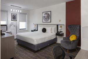 Ramada by Wyndham Jersey City, Jersey City