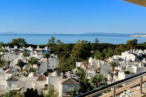 Beautiful Flat with a Wonderful View Close to the Beach Apartments, Marbella